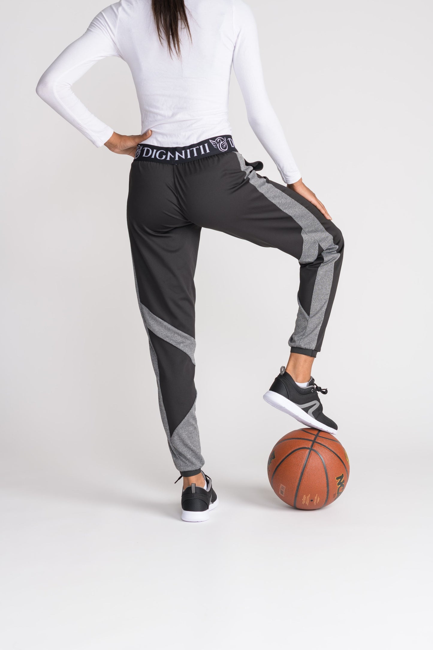 Tech Loose Leggings - Black - Bottoms - Dignitii Activewear - Third Culture Boutique