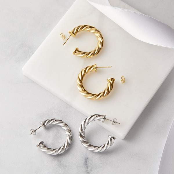 ESSENTIAL BRAIDED HOOPS | MEDIUM