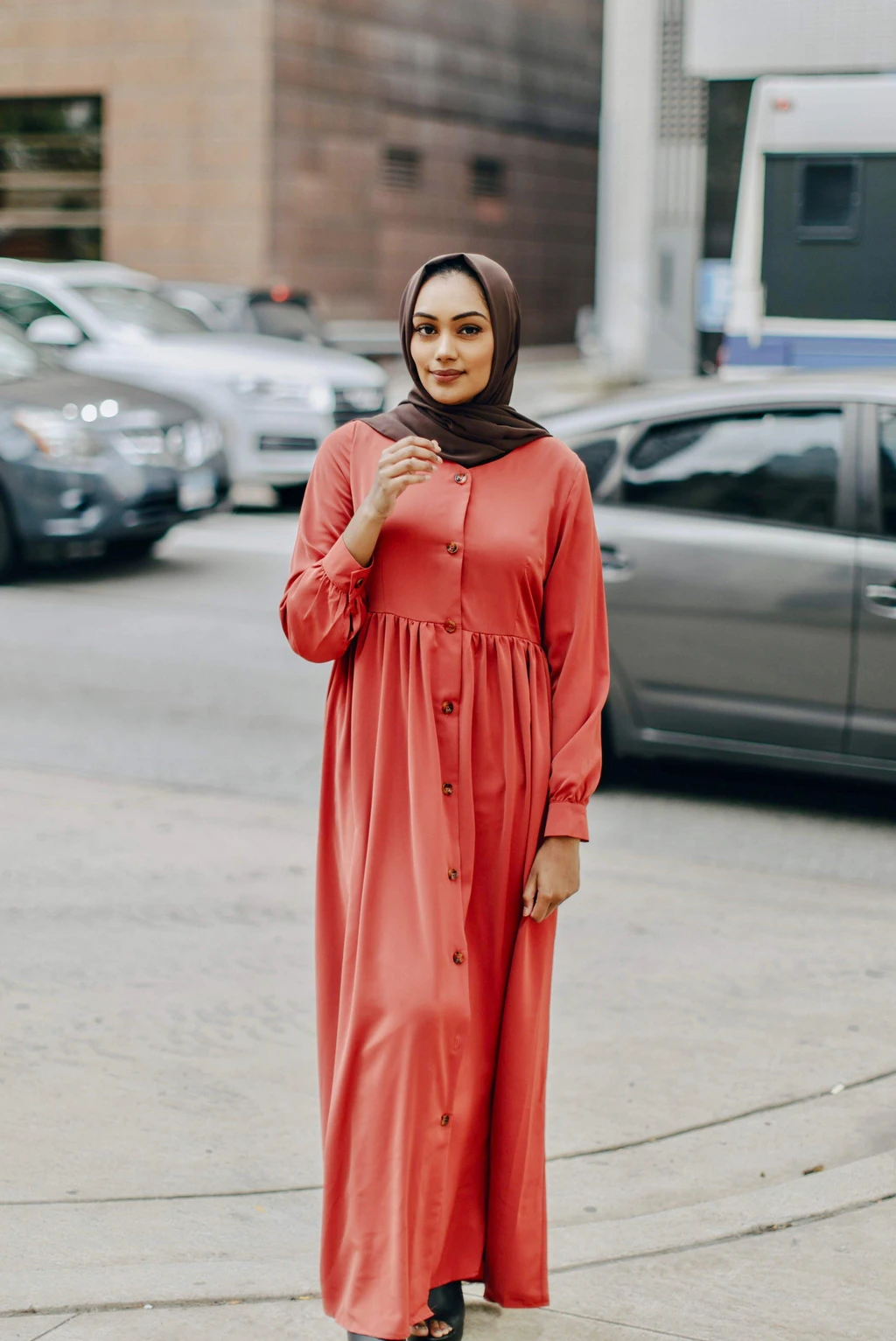 Shop Muslim Satin Dress For Women - Gold Champagne – Niswa Fashion