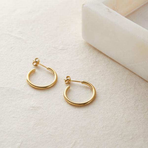 ESSENTIAL EARRINGS | SMALL