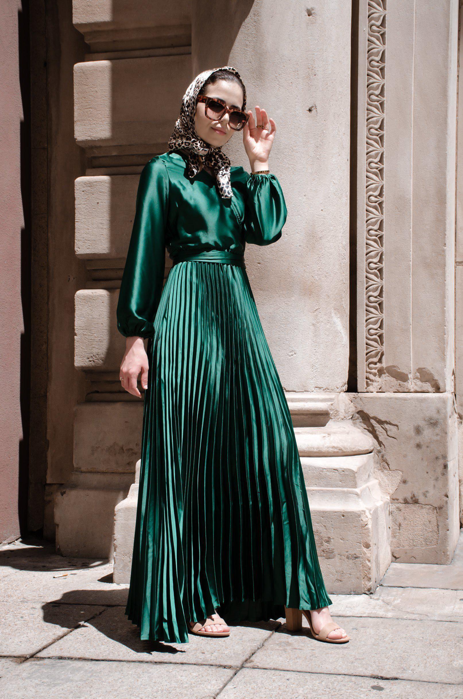 Satin best sale dress emerald